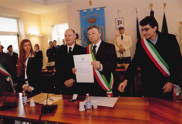 STORIA DI UNA MEDAGLIA: IL RICONOSCIMENTO AL MERITO CIVILE DEL COMUNE DI CURTATONE